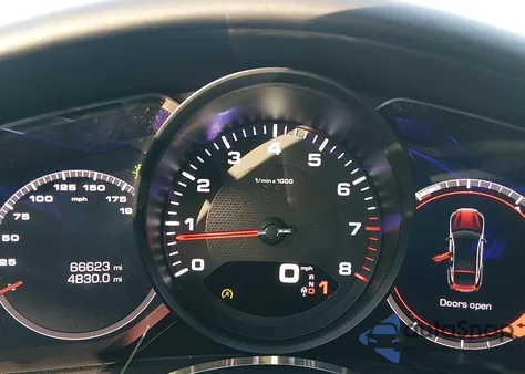 2018 Porsche Panamera 4 z USA, uszkodzony, nr VIN WP0AA2A74JL110994